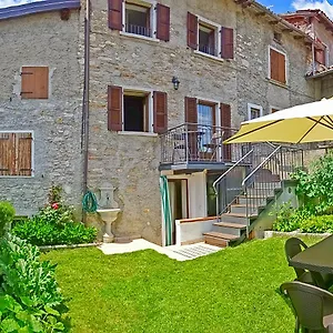  Ferienhaus Casa Del Borgo Pregasio Garden And View By Gardadomusmea Italien
